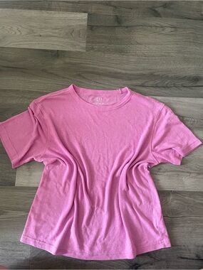 GAP Bubblegum Pink Crewneck Tee